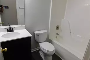 1570 Hill Crossing Ct, Grayson, GA 30017 - Photo 11