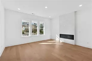 783 Auguste Ave, Decatur, GA 30033 - Photo 7