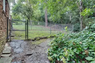 799 Marstevan Dr, Atlanta, GA 30306 - Photo 49