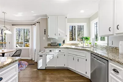 588 Norman Way NW, Kennesaw, GA 30144 - Photo 17