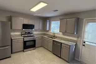 1664 Hallmark Hills Dr, Griffin, GA 30223 - Photo 7