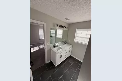 1664 Hallmark Hills Drive, Griffin, GA 30223 - Photo 11