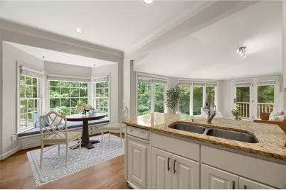 19 Saratoga Place NE, Atlanta, GA 30324 - Photo 9