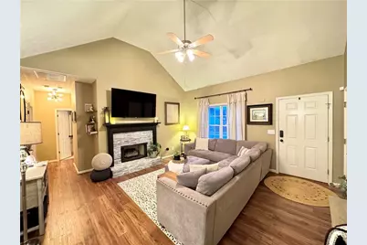 802 Hampton Way, Canton, GA 30115 - Photo 3