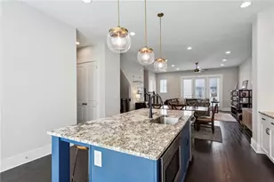 704 Banton Dr NW, Atlanta, GA 30318 - Photo 11