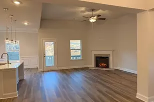 212 Magnolia Villas Dr, Cornelia, GA 30531 - Photo 5