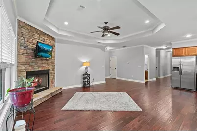 2085 Treehaven Court, Decatur, GA 30035 - Photo 9