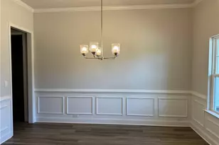 562 Walnut Crk Pkwy, Pendergrass, GA 30567 - Photo 5