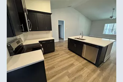 562 Walnut Creek Parkway, Pendergrass, GA 30567 - Photo 7