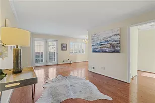 5375 Roswell Rd, Sandy Springs, GA 30342 - Photo 3