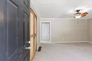 587 Whooping Creek Rd, Carrollton, GA 30116 - Photo 3