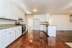 1985 Tyler Trce, Lawrenceville, GA 30043 - Photo 11