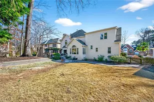 5490 Grove Point Rd, Johns Creek, GA 30022 - Photo 51