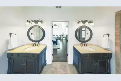 5490 Grove Point Road, Johns Creek, GA 30022 - Photo 29