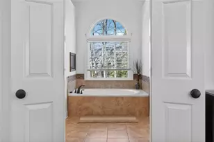 5490 Grove Point Rd, Johns Creek, GA 30022 - Photo 27