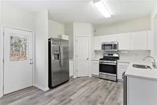 2913 Greyhawk Ln, Cumming, GA 30040 - Photo 3