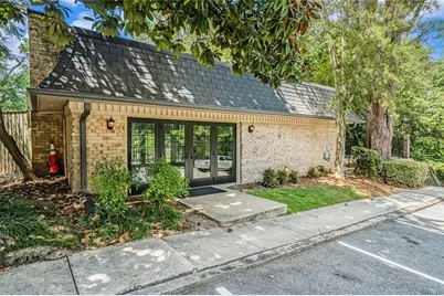 94 Rosaire Place NW, Atlanta, GA 30327 - Photo 15