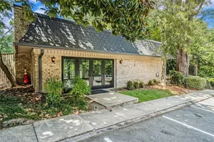 94 Rosaire Pl NW, Atlanta, GA 30327 - Photo 15