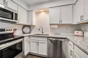 94 Rosaire Pl NW, Atlanta, GA 30327 - Photo 1