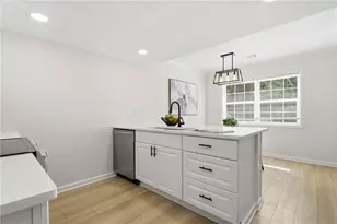 745 Cedar Pointe Ct SW, Marietta, GA 30008 - Photo 11