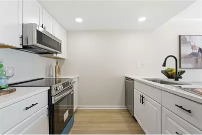 745 Cedar Pointe Court SW, Marietta, GA 30008 - Photo 11