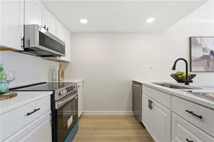 745 Cedar Pointe Ct SW, Marietta, GA 30008 - Photo 11