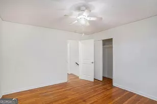 4849 Kenilworth Dr, Stone Mountain, GA 30083 - Photo 17