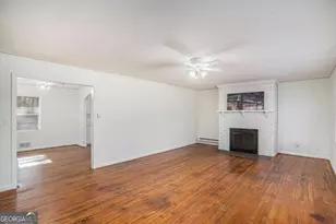 4849 Kenilworth Dr, Stone Mountain, GA 30083 - Photo 5