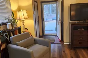 4645 Shannon Ct, Union City, GA 30291 - Photo 9