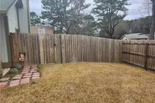 4645 Shannon Ct, Union City, GA 30291 - Photo 15