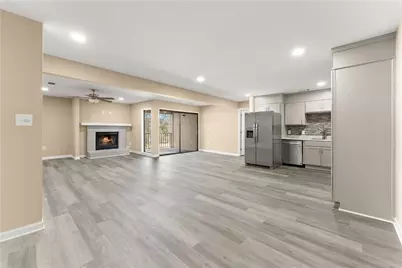 605 Candler Street #C8, Gainesville, GA 30501 - Photo 9