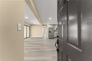 605 Candler St, Gainesville, GA 30501 - Photo 3