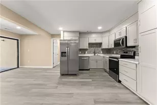 605 Candler St, Gainesville, GA 30501 - Photo 11