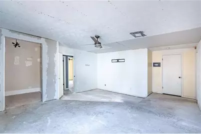 7300 Buck Creek Drive, Fairburn, GA 30213 - Photo 13