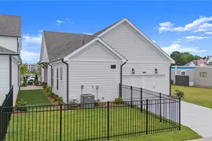 1052 Eastman Ct, Hoschton, GA 30548 - Photo 29