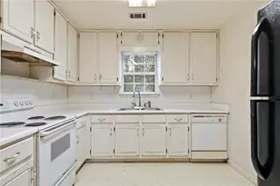 1230 Park St, Loganville, GA 30052 - Photo 7