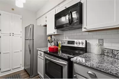 1214 Highland Bluff Dr. SE Drive SE #214, Atlanta, GA 30339 - Photo 11