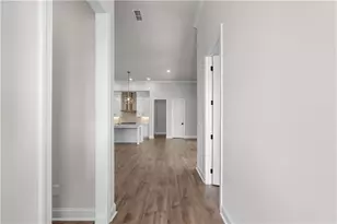 1036 Eastman Ct, Hoschton, GA 30548 - Photo 5