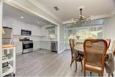 27 Mount Vernon Circle, Atlanta, GA 30338 - Photo 13