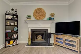 27 Mt Vernon Cir, Atlanta, GA 30338 - Photo 11