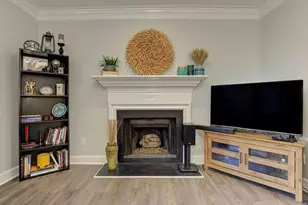 27 Mt Vernon Cir, Atlanta, GA 30338 - Photo 11