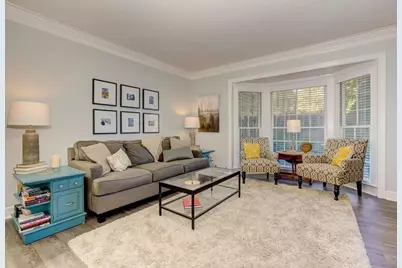 27 Mount Vernon Circle, Atlanta, GA 30338 - Photo 9