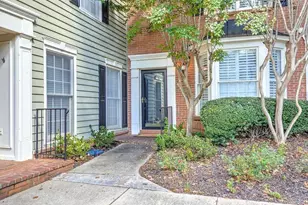 27 Mt Vernon Cir, Atlanta, GA 30338 - Photo 3