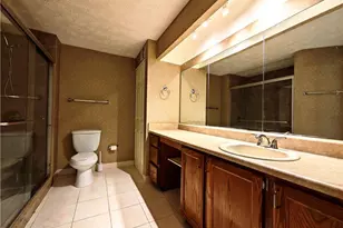 1299 Keys Lake Dr NE, Atlanta, GA 30319 - Photo 19