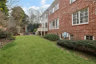 654 Windsor Pkwy, Sandy Springs, GA 30342 - Photo 53