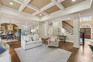 654 Windsor Pkwy, Sandy Springs, GA 30342 - Photo 13