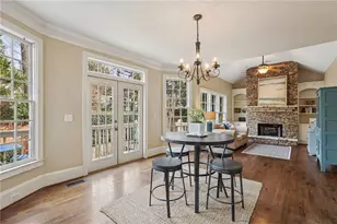 654 Windsor Pkwy, Sandy Springs, GA 30342 - Photo 21