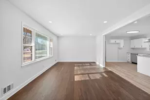 2569 Poplar St, Snellville, GA 30078 - Photo 3