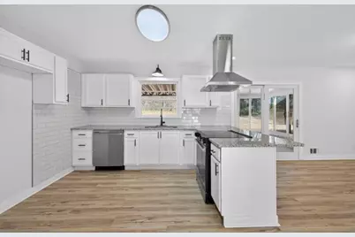 2569 Poplar Street, Snellville, GA 30078 - Photo 7