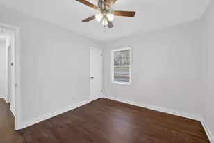 2569 Poplar St, Snellville, GA 30078 - Photo 13